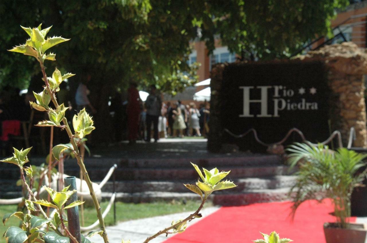 Hotel Rio Piedra Nuévalos Kültér fotó