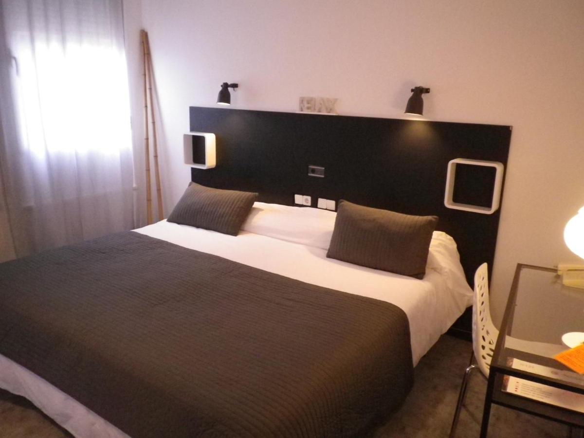 Hotel Rio Piedra Nuévalos Kültér fotó